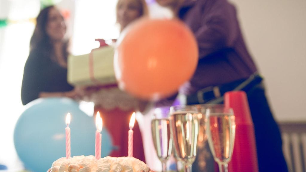 Yllätysjuhlat eivät olleet iloinen yllätys amerikkalaismiehelle. Kuvituskuva.