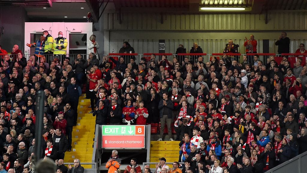 Liverpool-kannattajat osoittivat tukensa Cristiano Ronaldolle.