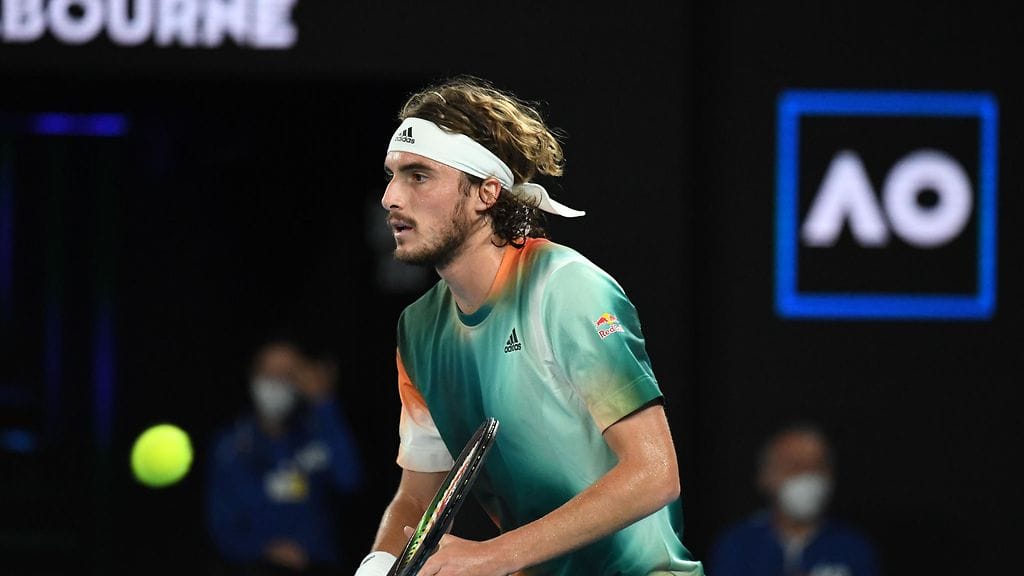 Stefanos Tsitsipasilta nähtiin hieno ele Barcelonan tennisturnauksessa.