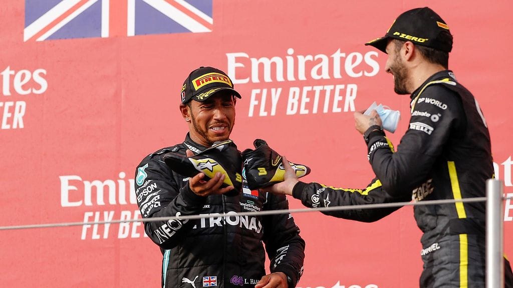 Imolan GP:n 2020 palkintojenjako on jäänyt Lewis Hamiltonin mieleen lähtemättömän iljettävänä kokemuksena.