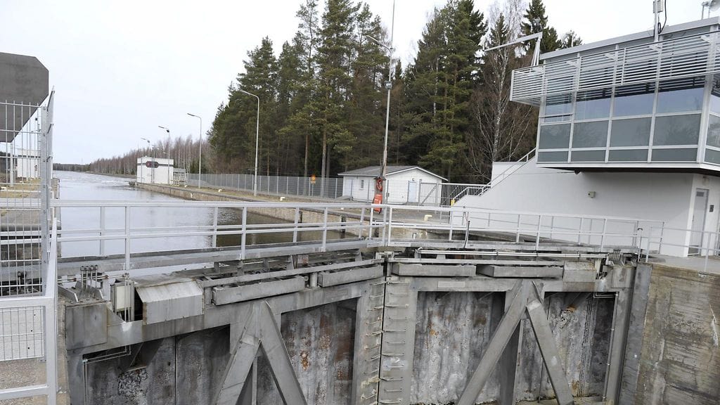 Saimaan kanavan Soskuan sulkuportti huhtikuussa 2014.