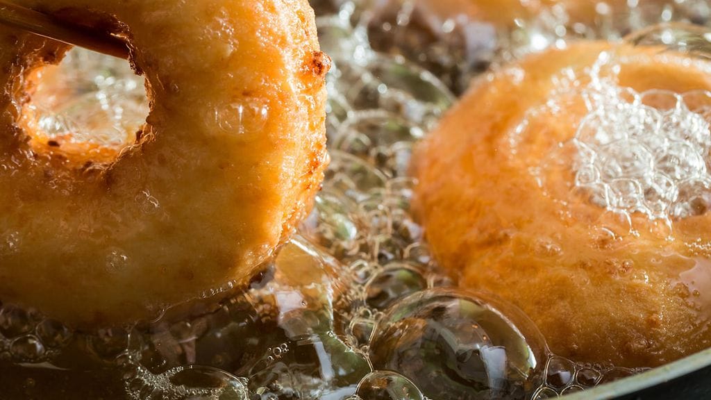 Munkkeja paistaessa on syytä olla tarkkana.