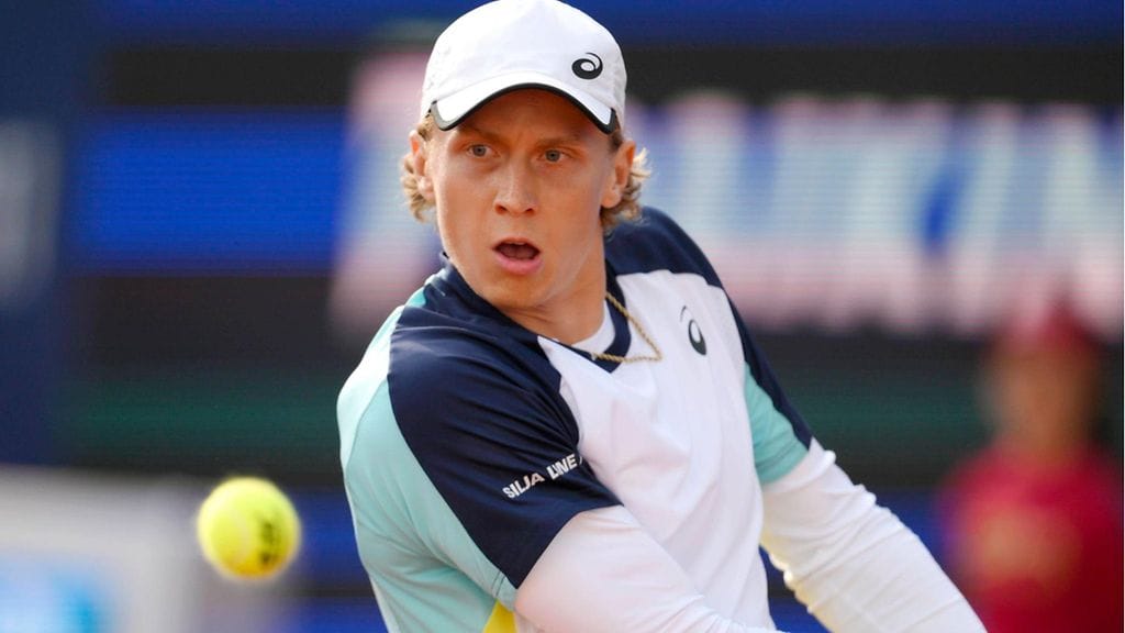 Emil Ruusuvuori sai kylmää kyytiä Tanskan Holger Runelta Münchenissä.