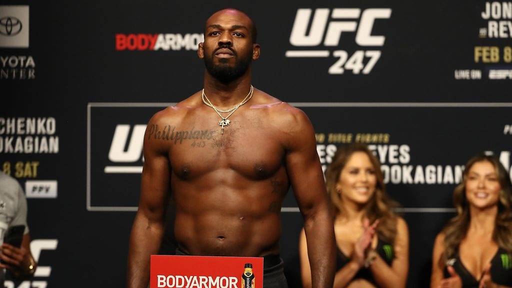 Tältä Jon Jones näytti helmikuussa 2020. Kiloja on sittemmin kerrytetty.