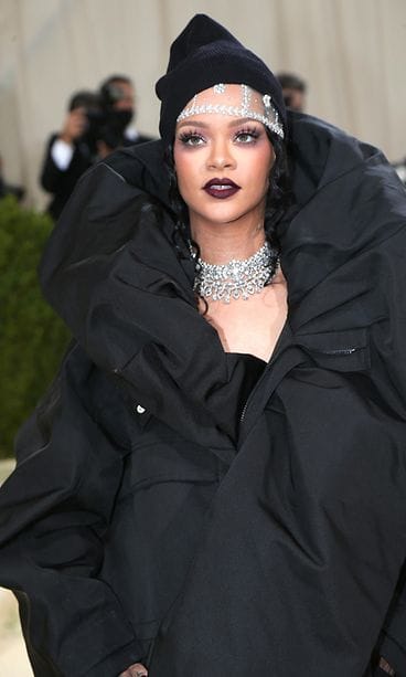 AOP Rihanna Met gala (2)