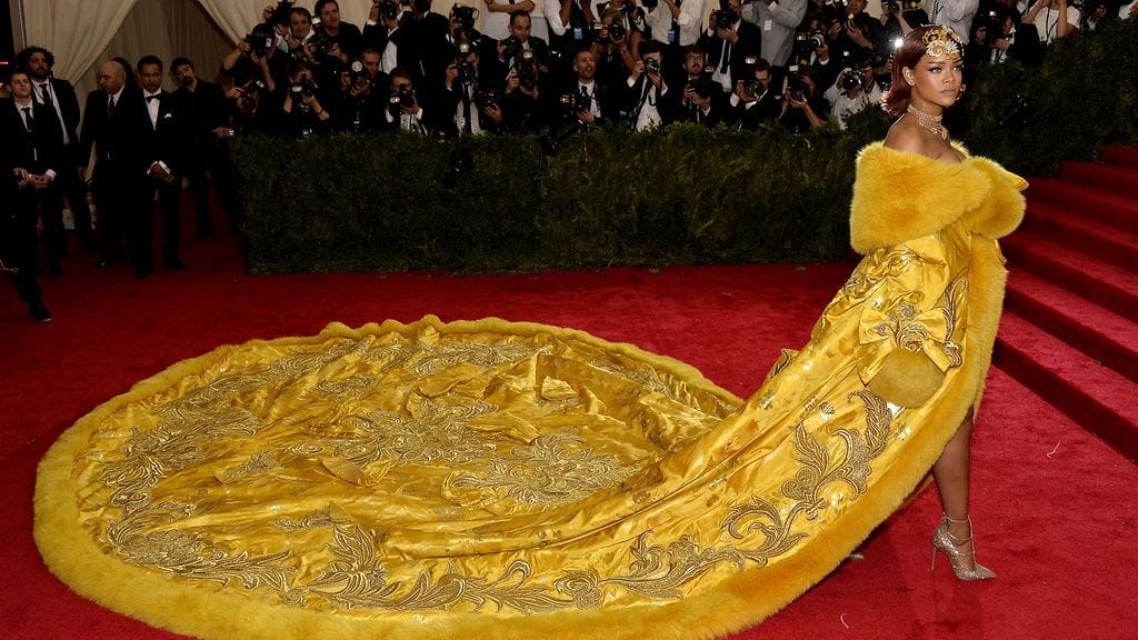 AOP Rihanna Met gala (3)