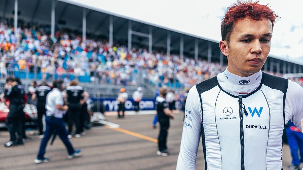 Alexander Albon ennen Miamin F1-kisaa.