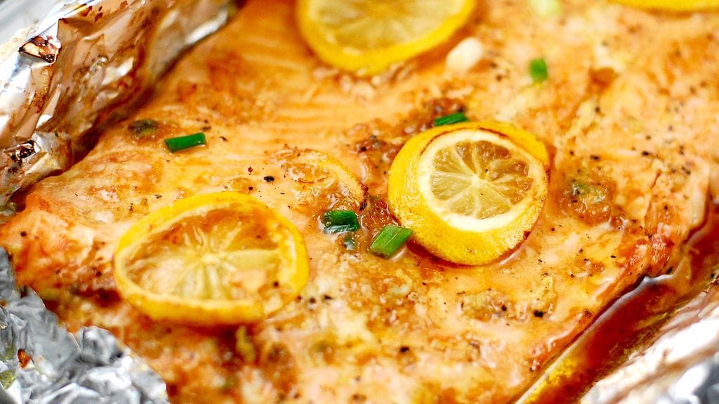 Kokeile uunilohta Henri Alénin tapaan. Kuvituskuva.