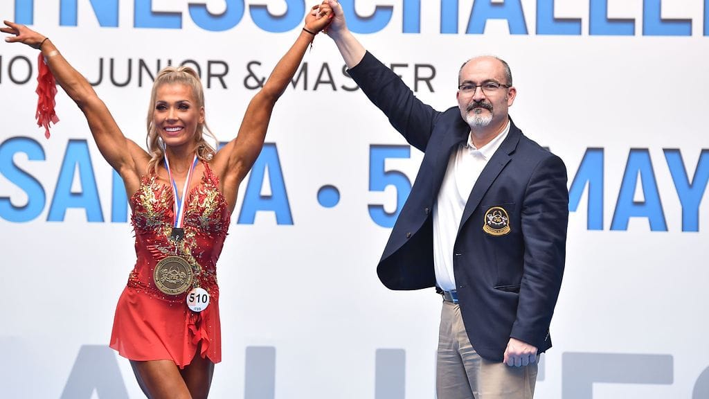 Maikku Hiljanen voitti acrobatic fitnessin yli 163-senttisen sarjan ja yleiskilpailun.