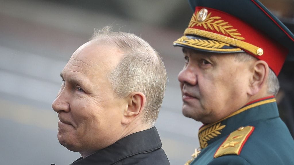 Vladimir Putin ja Sergei Shoigu