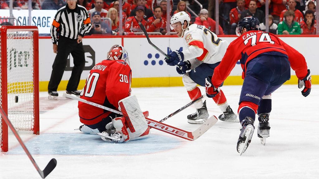 Carter Verhaeghe ratkaisi Florida Panthersille ensimmäisen pudotuspelisarjan voiton 26 vuoteen.