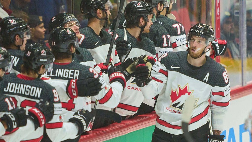 Pierre-Luc Dubois osui kahdesti Kanadalle.