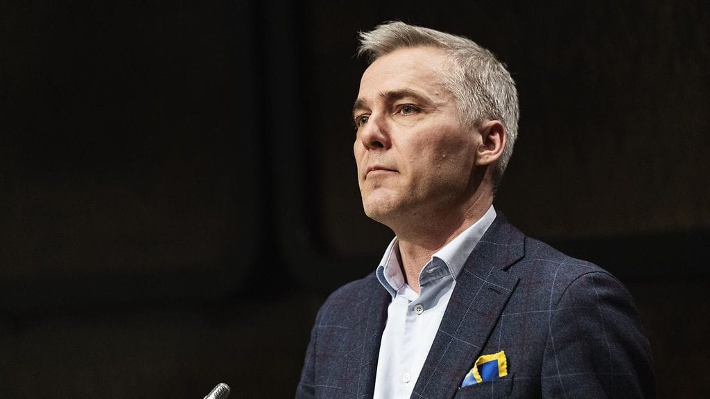 RKP:n puheenjohtaja Anders Adlercreutz kertoi puolueensa kannan yhdeksän jälkeen torstaina illalla.