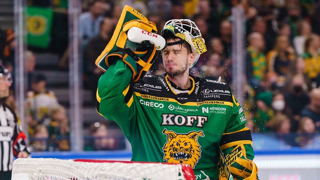 Ilveksen Vadim Zherenko teki NHL-sopimuksen.