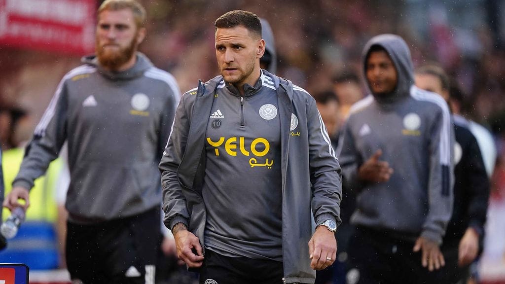 Sheffield Unitedin seuraikoni Billy Sharp joutui kannattajan hyökkäyksen kohteeksi.