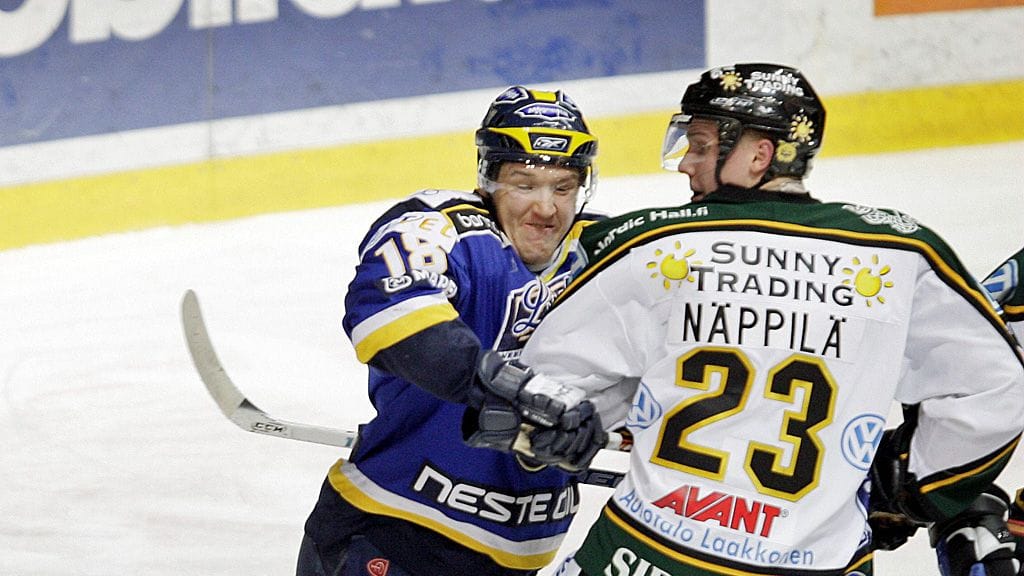 Jarkko Näppilä taisteli vuonna 2008 Bluesin Erkki Rajamäkeä vastaan. Nyt miehet ovat samalla puolella.