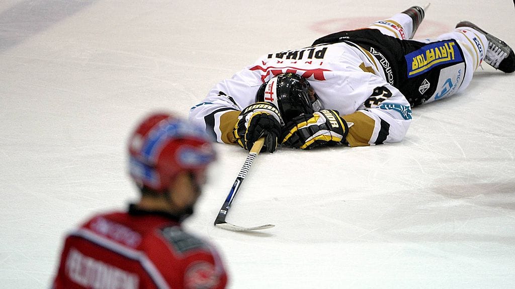 Ville Peltonen torppasi Tomas Plihalin lauantaina.