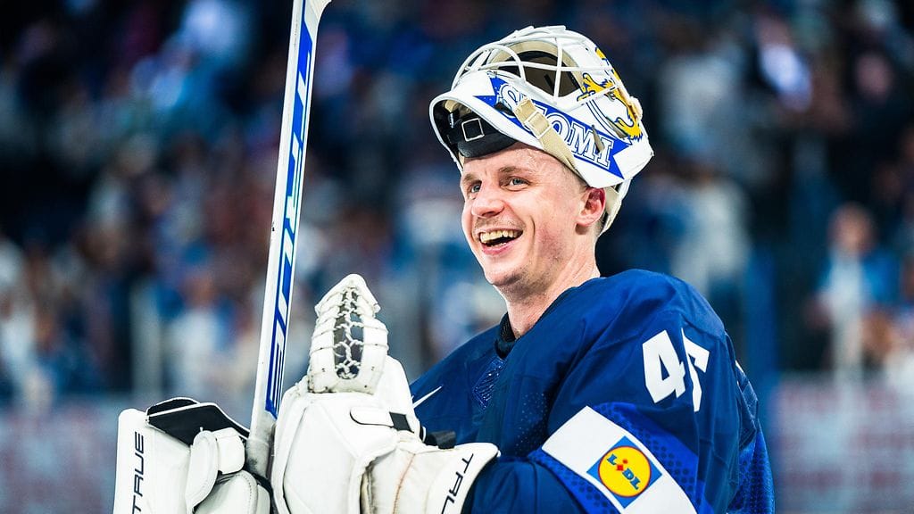 Jussi Olkinuoraa suitsuteltiin IIHF:n Power Ranking -listauksessa.