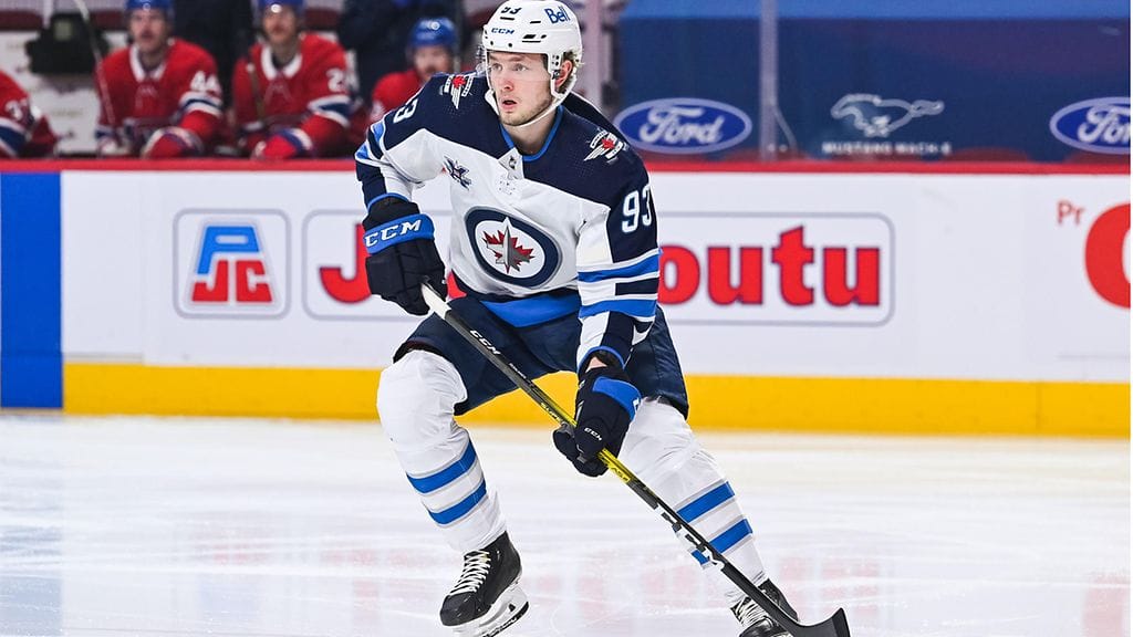 Kristian Vesalainen jatkaa uraansa Ruotsissa.