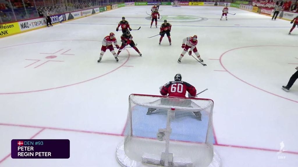 Tanska kuritta Kanadaa.