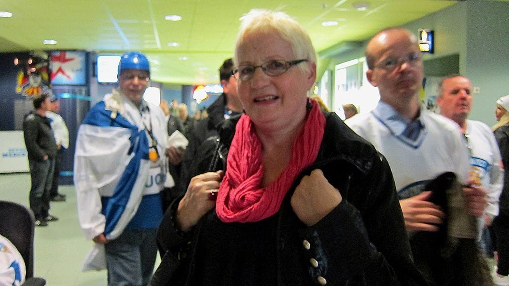 Pirjo Kapanen vietti äitienpäivää MM-jääkiekon parissa.