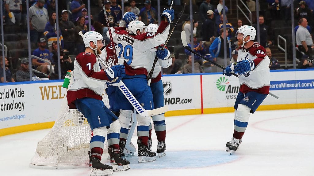 NHL:n runkosarjan voittanut Colorado kohtaa länsilohkon finaaleissa Edmontonin.