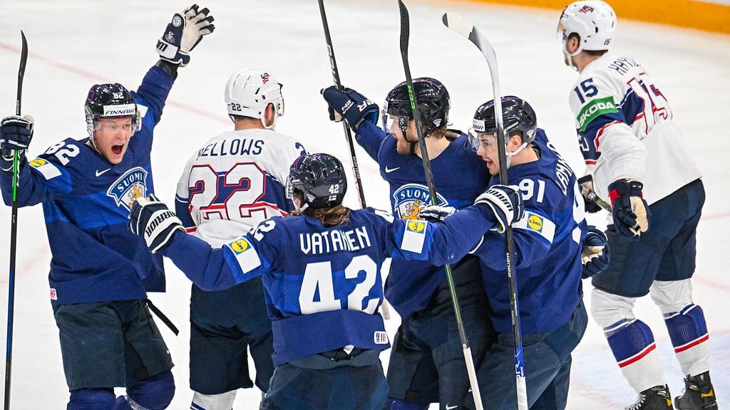 Leijonat juhlii Yhdysvaltoja vastaan.