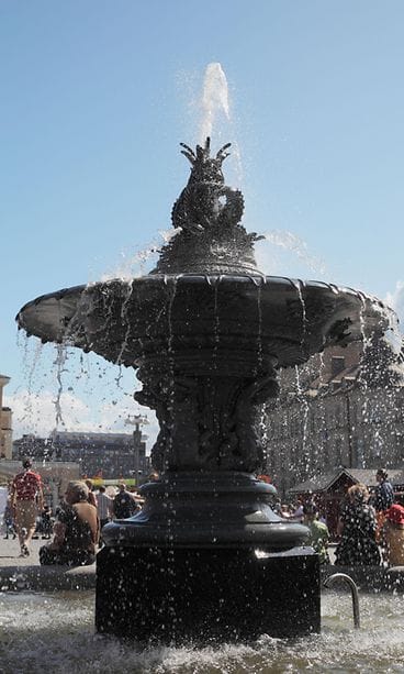 2805-Keskustori-suihkulähde