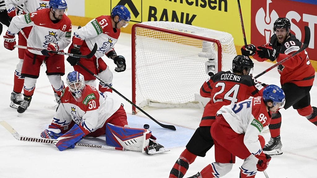 Kanada löi Tshekin MM-välierässä.