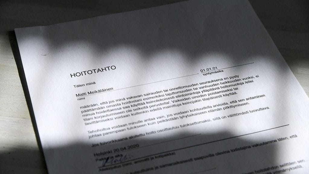 Potilas ei voi vaatia perusteetonta hoitoa, mutta oikeustoimikelpoisena hänellä on oikeus kieltäytyä hyödyllisestäkin hoidosta.