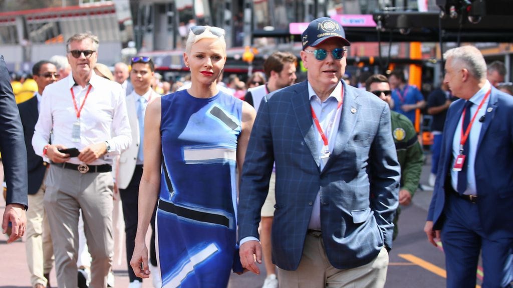 Ruhtinatar Charlene ja ruhtinas Albert eivät ole edustaneet pitkään aikaan ilman lapsiaan.