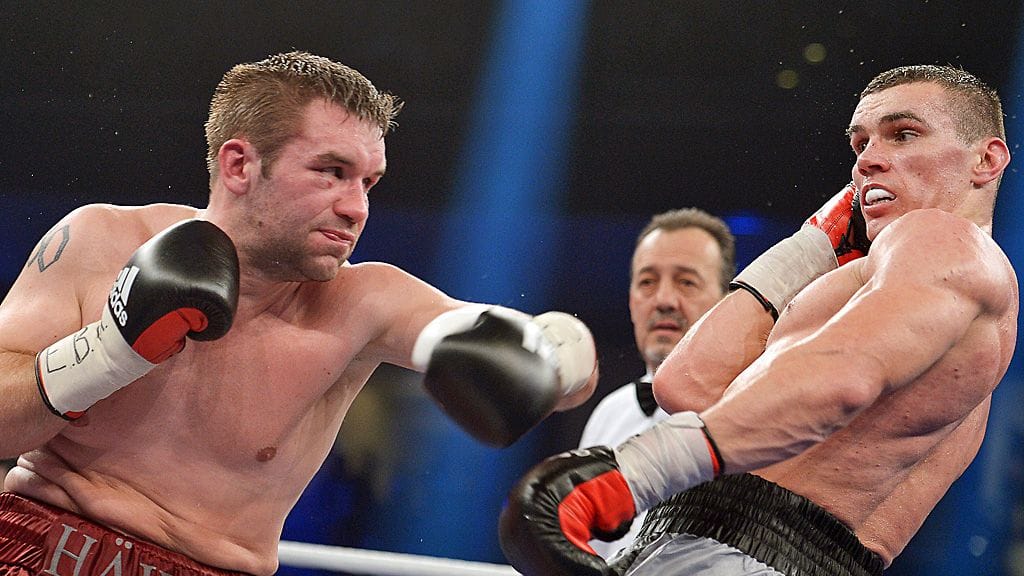 Juho Haapoja (vas.) hävisi joulukuun puolivälissä Mateusz Masternakille.