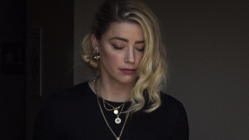 AOP Amber Heard 1.6.2022 (2)