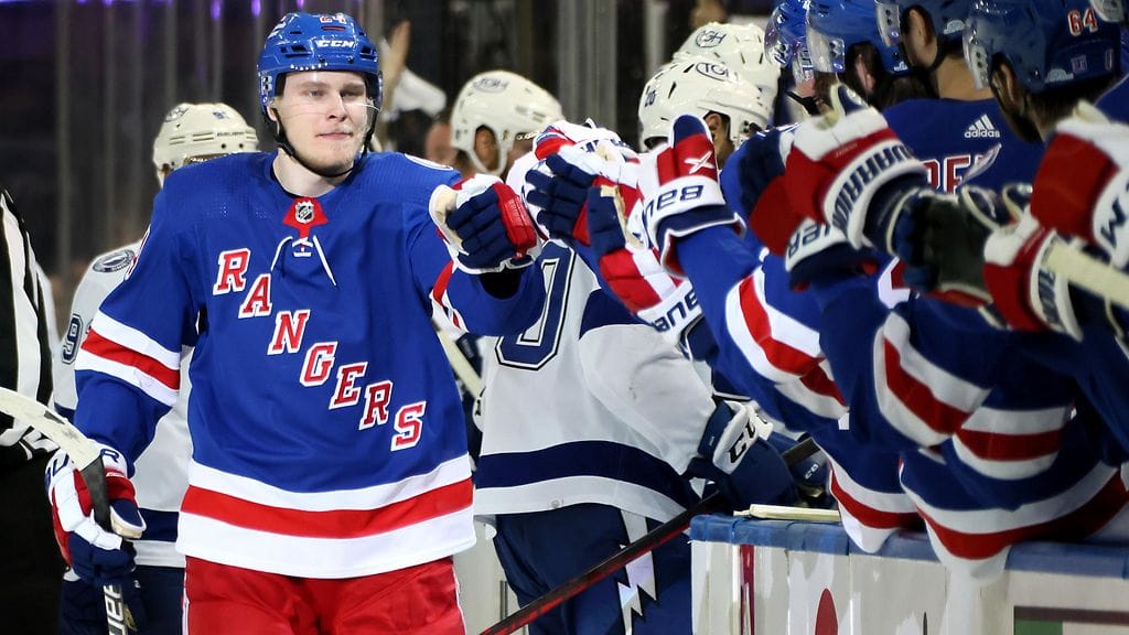 Kaapo Kakko onnistui maalinteossa lauantain vastaisena yönä.