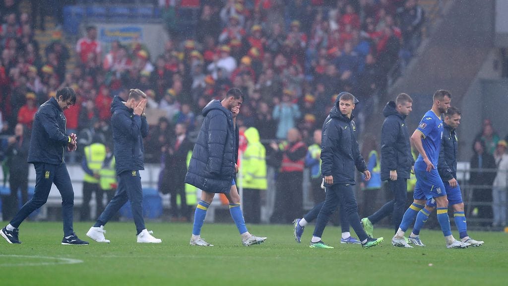 Ukrainan miesten jalkapallomaajoukkue joutui pettymään ratkaisevassa MM-karsintaottelussa Walesia vastaan.