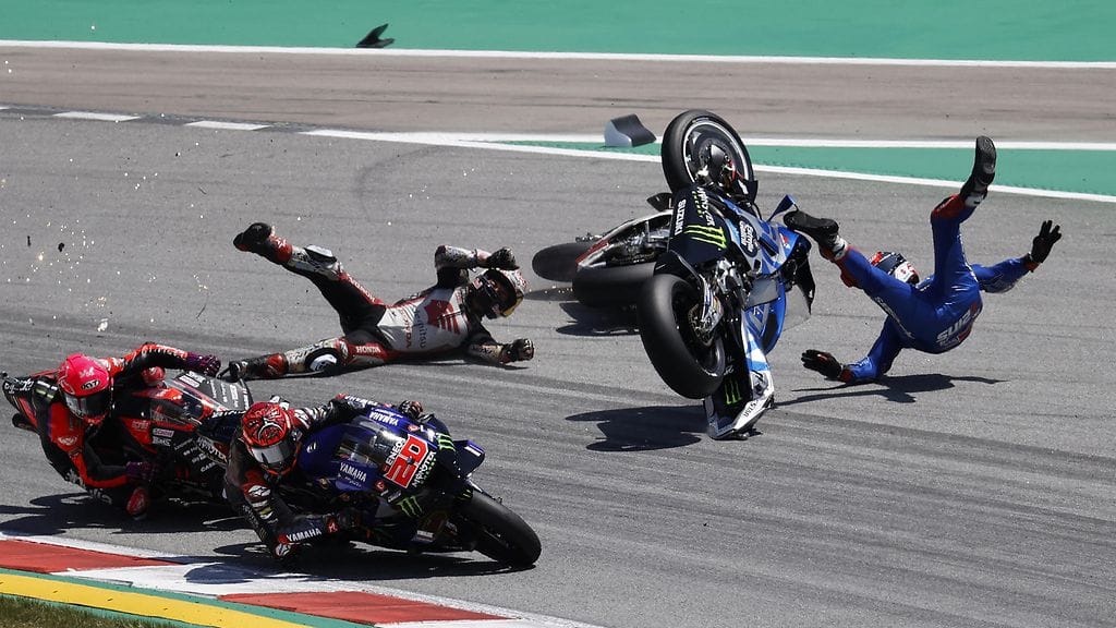 Hurjan onnettomuuden todellinen luonne paljastui hidastuskuvasta.