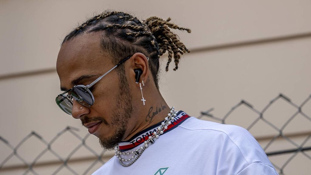 Mitä Lewis Hamiltonin pään sisällä liikkuu?