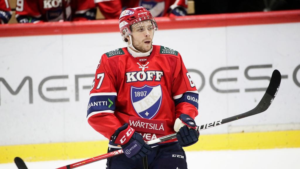 Miikka Salomäki edusti loppukauden ajan HIFK:ta.