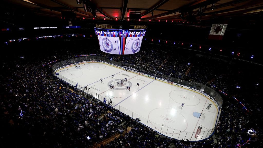 New York Rangers ja Tampa Bay Lightning pelasivat NHL:n idän konferenssifinaalien viidennen ottelun Madison Square Gardenilla.