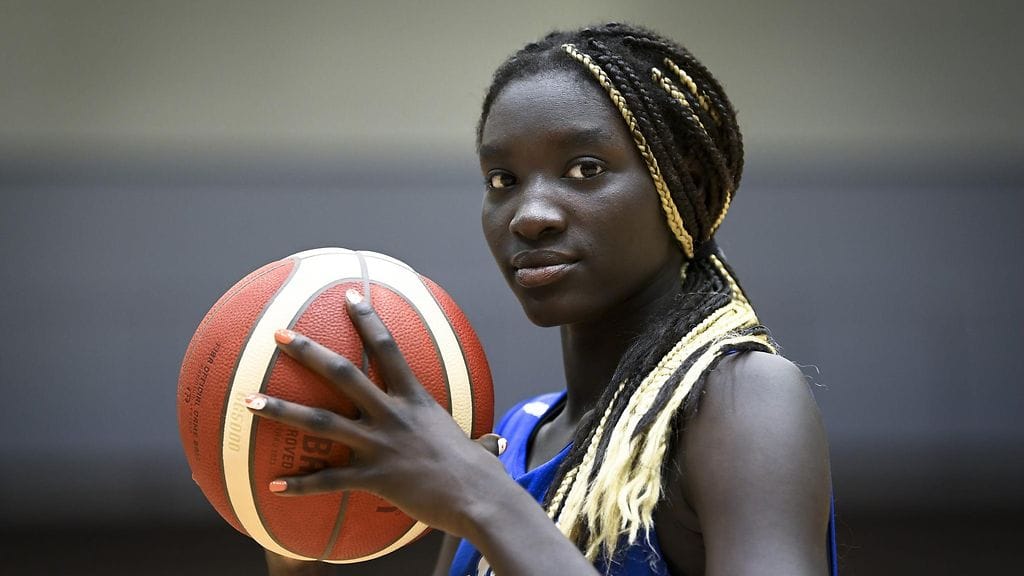 Awak Kuier sanoo ihailevansa Reyer Veneziaa.