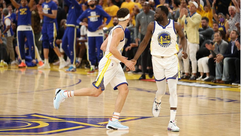 Golden State Warriors nousi voiton päähän NBA-mestaruudesta.