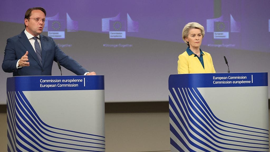 AOP Ukraina Varhelyi von der Leyen Ukrainan jäsenyys