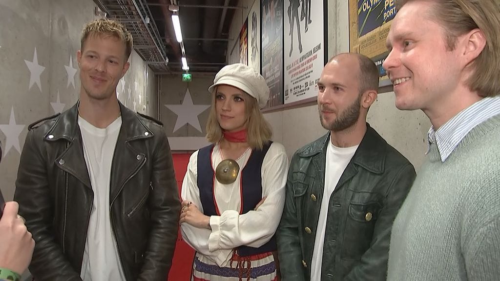 Haloo Helsinki! -yhtyeen 16 vuotta kestänyt matka nostaa yhtyeen tänä iltana olympiastadionin lavalle toistaiseksi suurimman yleisönsä eteen.