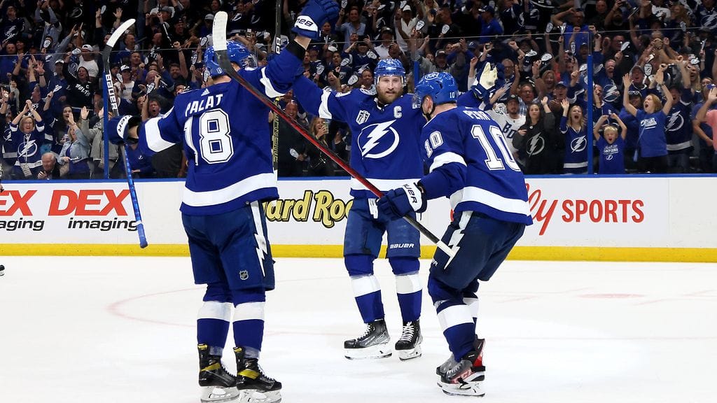 Tampa Bay Lightning kavensi otteluvoitot 1-2:een.