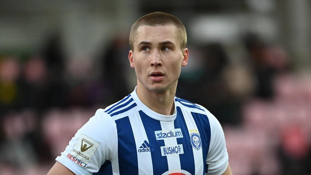 HJK kärsi toisen peräkkäisen tappionsa, jääden kolme pistettä sarjakärki KuPSin taakse.