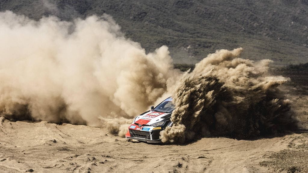 Kalle Rovanperä on hyvässä vauhdissa Kenian MM-rallissa.