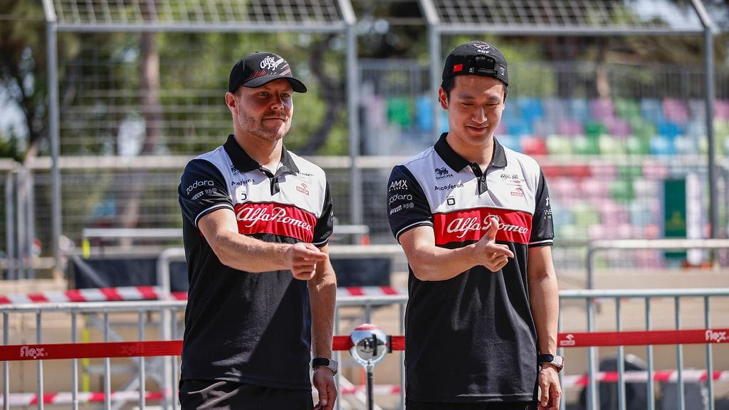 Valtteri Bottas ja Guanyu Zhou ajavat molemmat ensimmäistä kautta Alfa Romeon tallissa.