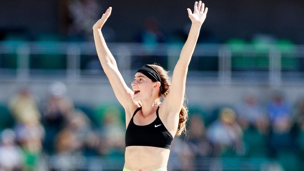 Alina McDonald hyppäsi USA:n mestaruuskisoissa uuden ennätyksensä 465.