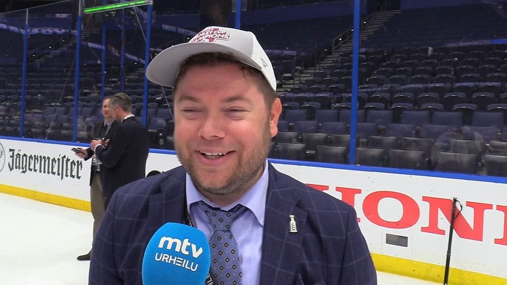 Jussi Parkkila voitti Stanley Cupin Colorado Avalanchen maalivahtivalmentajana.