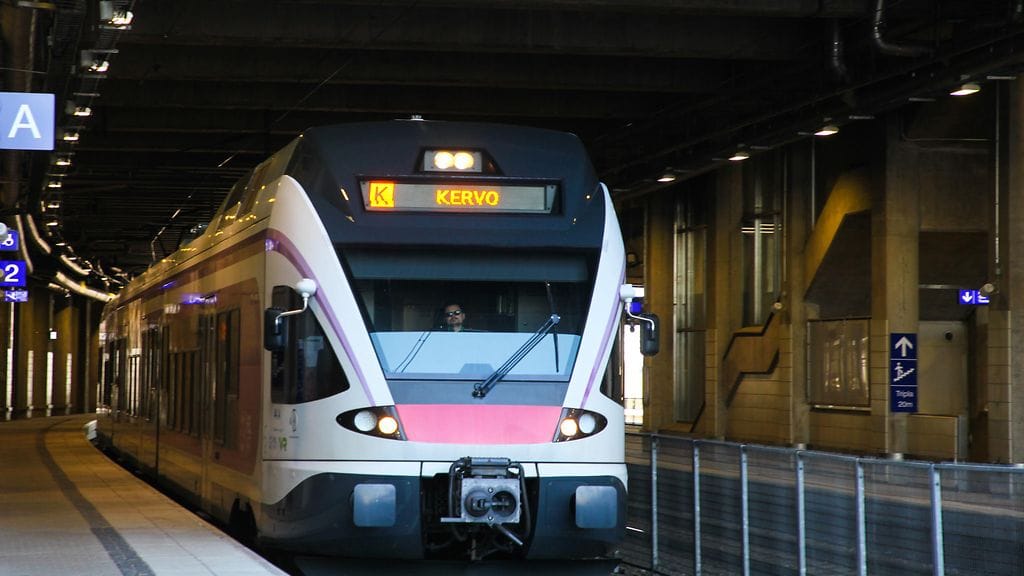 Sähköratavaurio Keravan asemalla aiheutti lauantai-iltana häiriöitä pääradan junaliikenteeseen. Kuvituskuva.